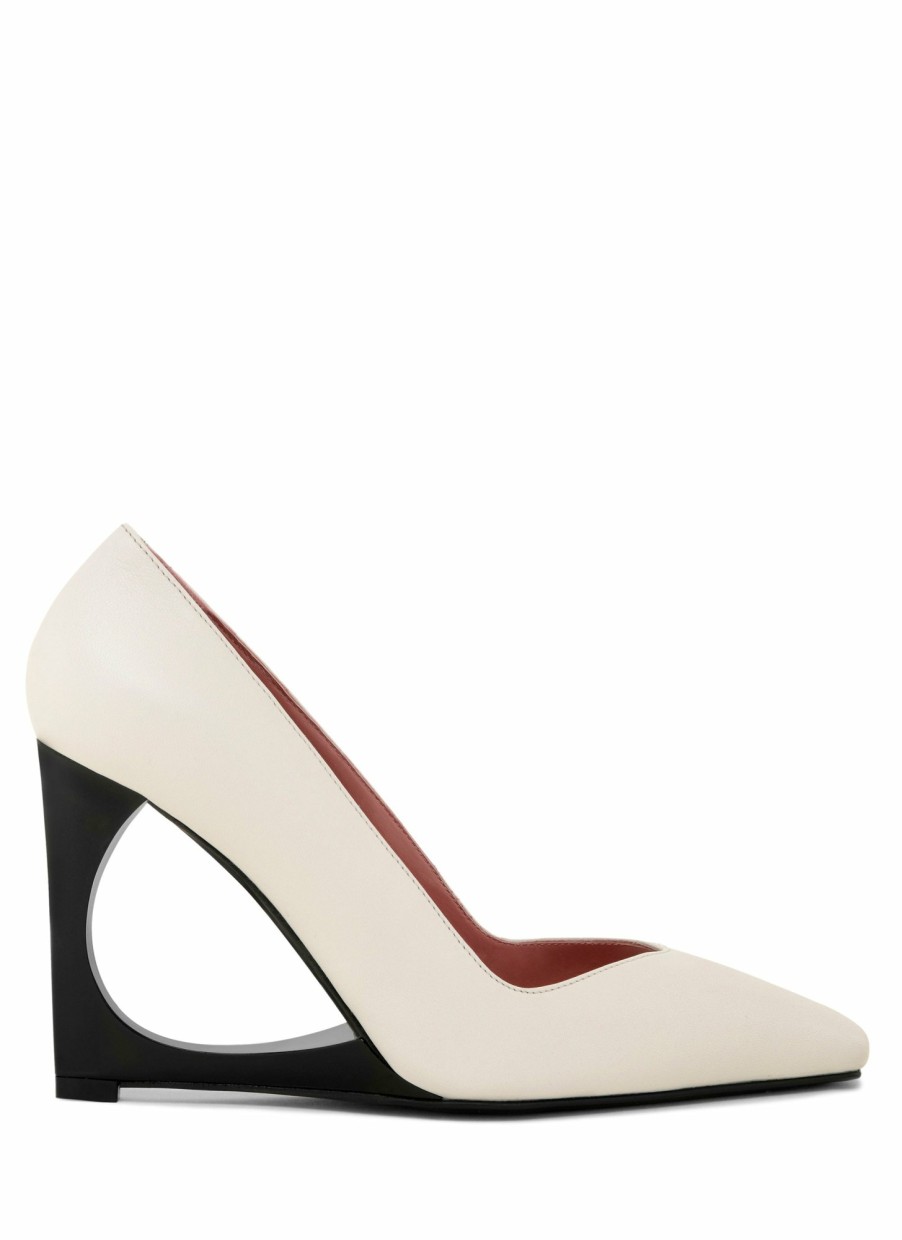 Shoes Les Petits Joueurs | White Artemis Pumps